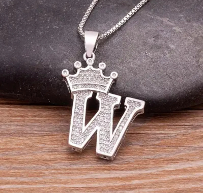Custom Halskette Silber mit Buchstaben Krone (mit deinem Wunschnamen, exklusive für dich angefertigt)