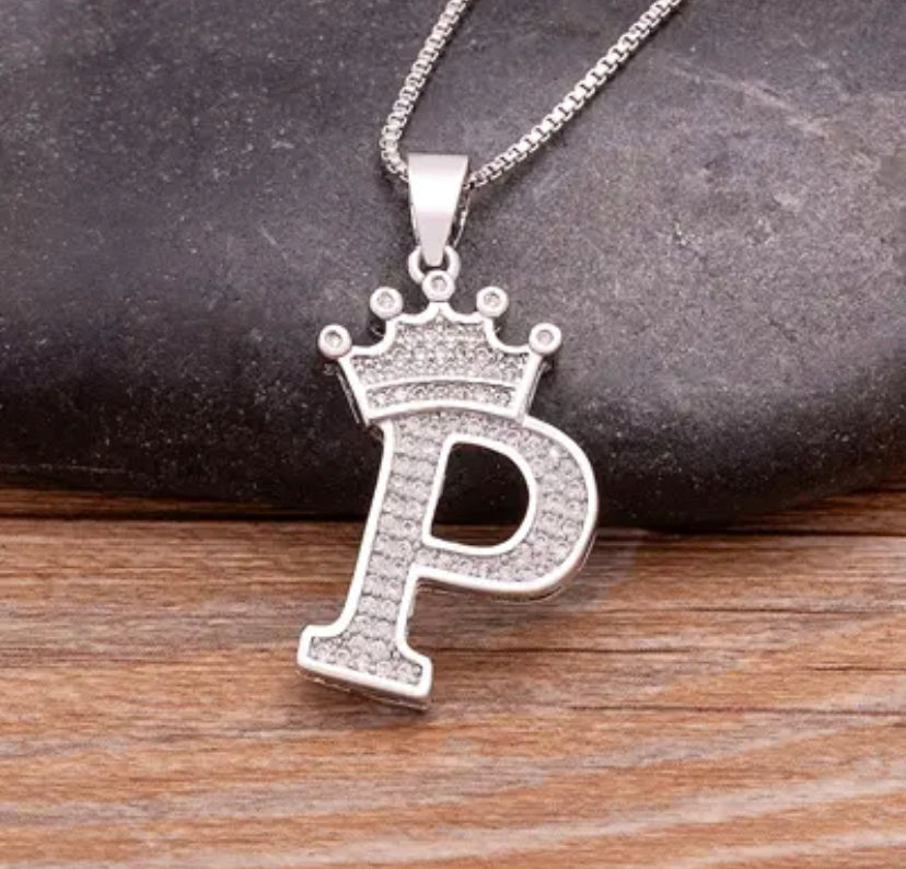 Custom Halskette Silber mit Buchstaben Krone (mit deinem Wunschnamen, exklusive für dich angefertigt)