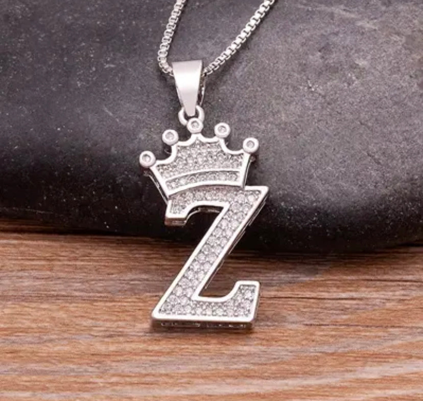 Custom Halskette Silber mit Buchstaben Krone (mit deinem Wunschnamen, exklusive für dich angefertigt)